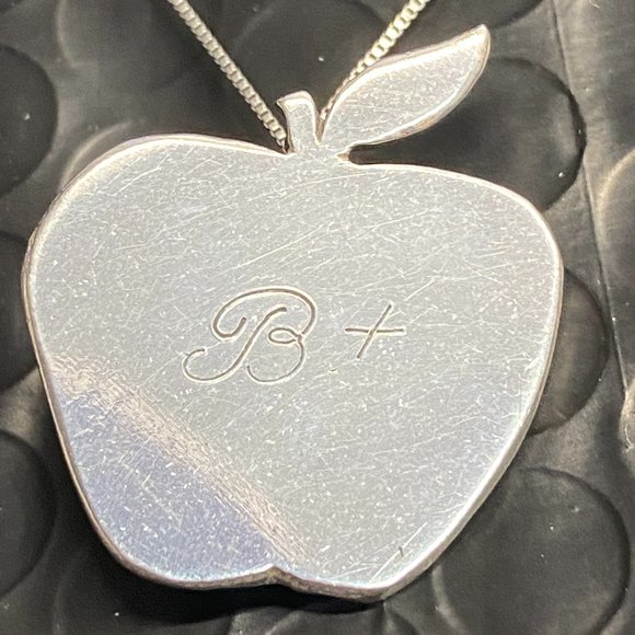 SILVER 925 APPLE "B+" 1" CHARM & NECKLACE 18" SET 925 HOMEMADE J-37 - Picture 1 of 3